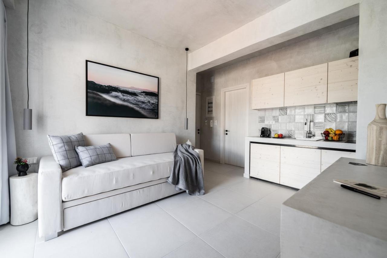 Iraklitsa Suites Nea Iraklitsa Εξωτερικό φωτογραφία